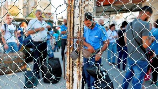 Covid-19: Jesuitas querem transformação de paquetes em centros de refugiados