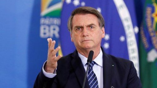 Covid-19: Bolsonaro defende reabertura de comércio e fronteiras