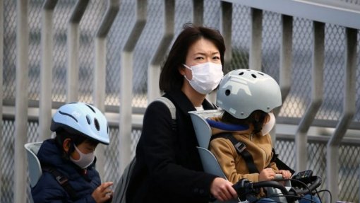 Covid-19: Médicos japoneses alertam para sobrecarga do sistema de saúde