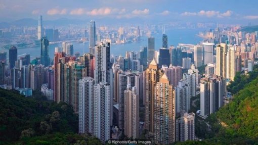 Covid-19: Hong Kong estende por mais duas semanas medidas de prevenção