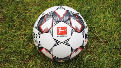 Covid-19: Bundesliga poderá recomeçar em 09 de maio