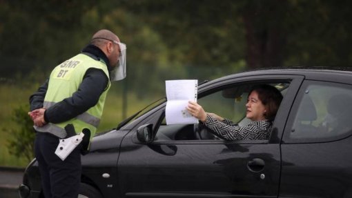 Covid-19: Detidas 41 pessoas no terceiro período do estado de emergência