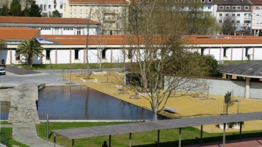 Covid-19: Termas de Chaves reinventam-se e produzem máscaras sociais