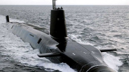 Covid-19: Marinha britânica abre investigação após relatos de festa em submarino