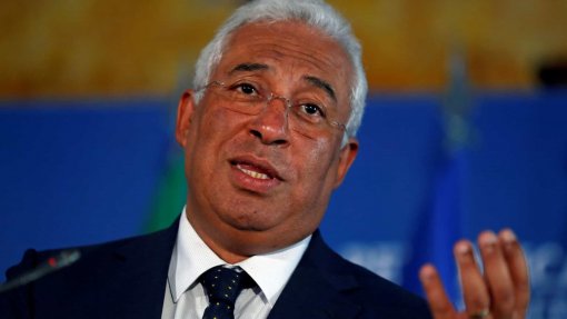 25 Abril: O estado de emergência não suspende a democracia – António Costa