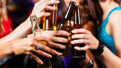 Álcool: Associação das bebidas espirituosas quer reforço da prevenção nos jovens