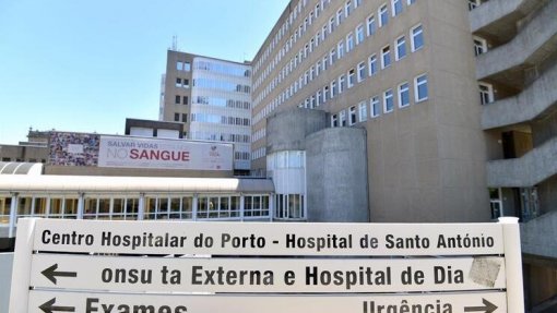 Covid-19: Centro Hospitalar do Porto aponta para 100% da atividade cirúrgica entre julho e agosto