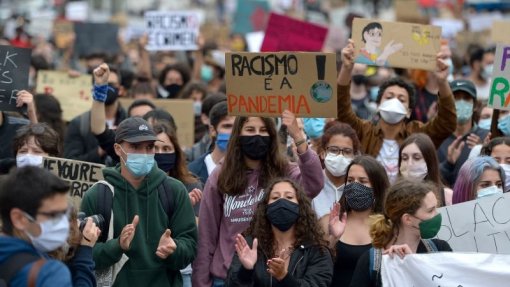 Covid-19: Ventura considera uma &quot;vergonha nacional&quot; manifestações do fim de semana