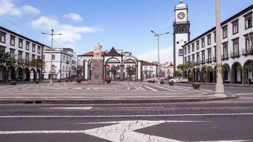 Covid-19: Ponta Delgada apoiou cerca de 150 famílias através de 603 vales sociais