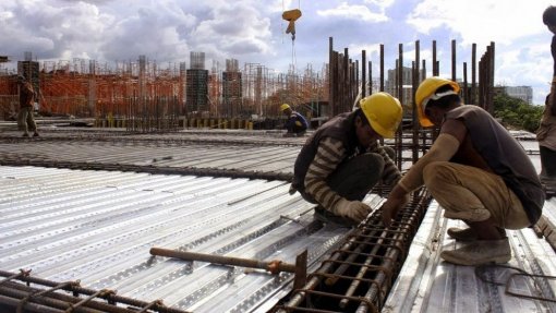 Covid-19: Taxa de casos positivos foi de 8% nos trabalhadores da construção civil