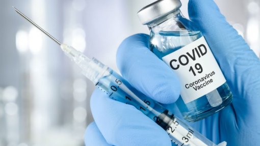 Covid-19: Eurodeputados do BE e PCP insistem no levantamento das patentes das vacinas