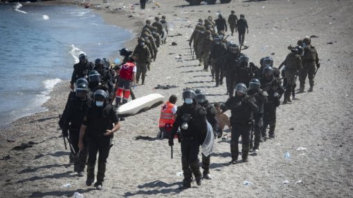 Migrações: Comissão Europeia diz que a crise em Ceuta é um problema europeu