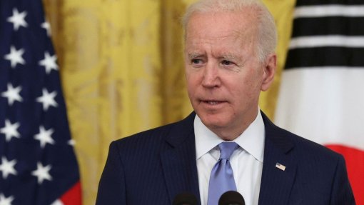 Covid-19: Biden quer relatório dos serviços secretos sobre origem do vírus dentro de 90 dias