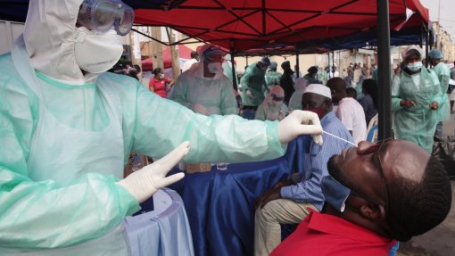 Covid-19: OMS alerta para aceleração da pandemia em África e pede mais vacinas