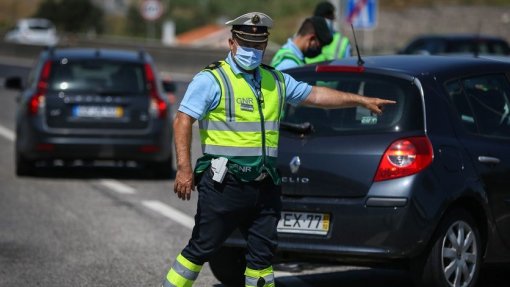 Covid-19: Entradas e saídas proibidas na AMLisboa e recolher obrigatório às 23:00 em 45 concelhos