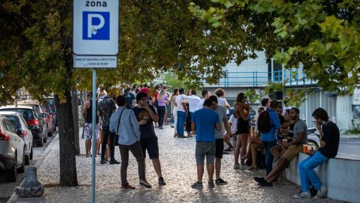 Covid-19: Proteção Civil do Porto apela aos jovens para que cumpram regras