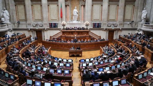 Estado da nação: Governo pede responsabilidade e acentua que portugueses não querem eleições antecipadas