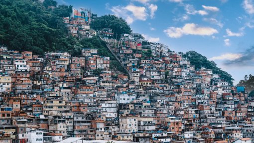 Fiocruz anuncia 56 novos projetos de saúde em favelas do Rio de Janeiro