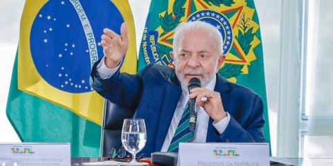 Lula divulga vídeo a caminhar e garante que em breve está pronto para trabalhar