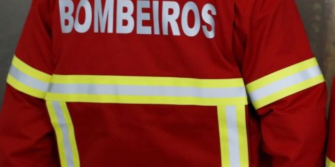 Bombeiros e agentes de Proteção Civil querem formação pela faculdades de Medicina