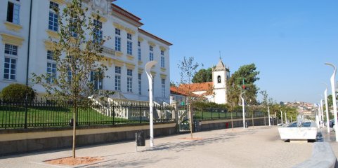 PCP/Santo Tirso revela profissionais de saúde inquietos pelo futuro do hospital