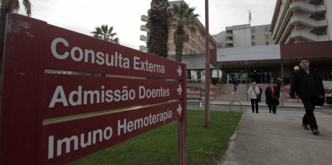 Comissões de utentes de Almada e Seixal contra gestão privada do Hospital Garcia de Orta